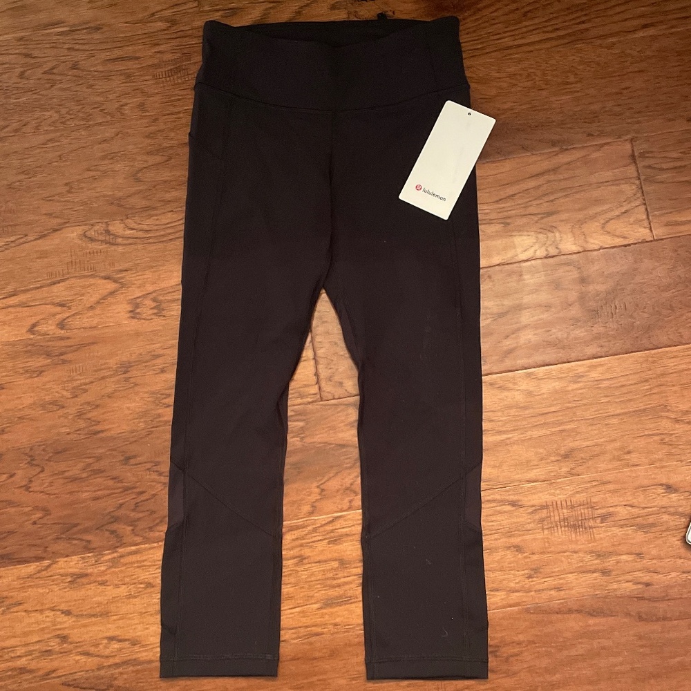 NWT Lululemon pace rival crop 22”